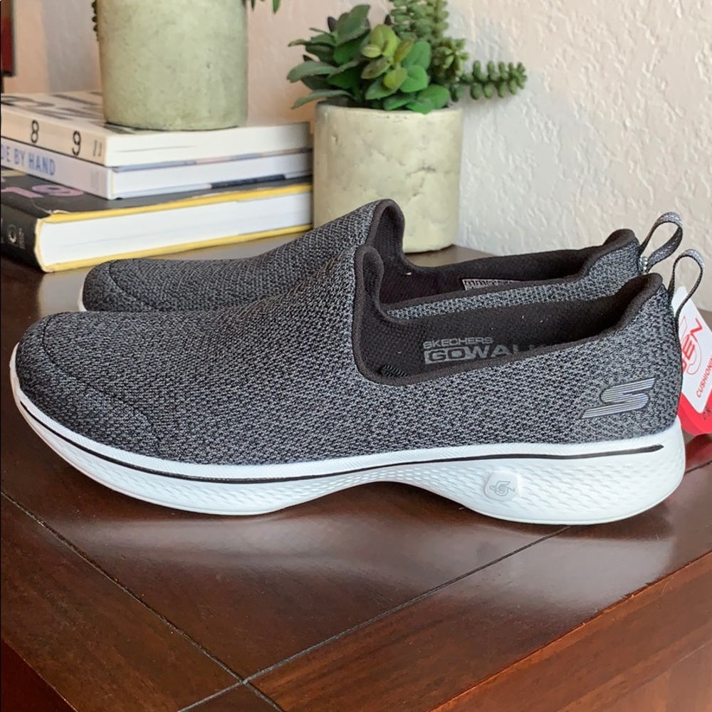 Sketchers slip on shoes